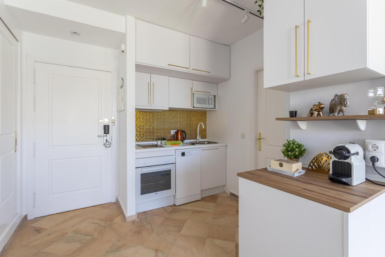 Oleholidays 325 Romana Playa Vistas Al Mar Марбеля Екстериор снимка